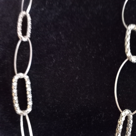 Silver Toned Chain Necklace - Picture 5 of 5